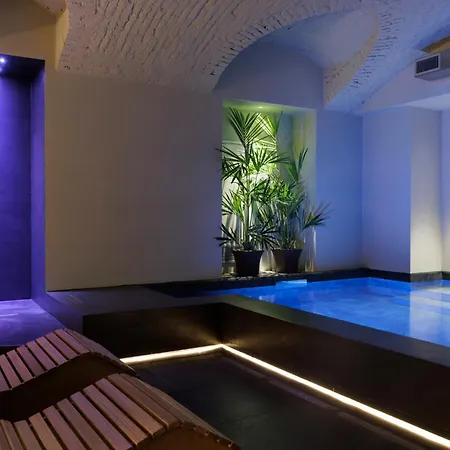 Palazzo Bellezia Luxury Suites & Spa-2
